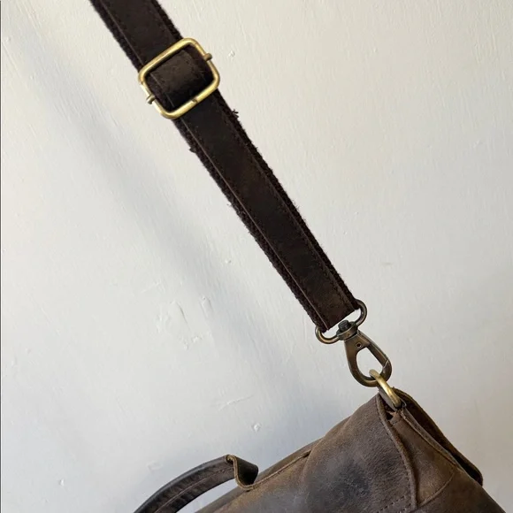 Brown Leather Messenger Bag - Picture 16 of 17
